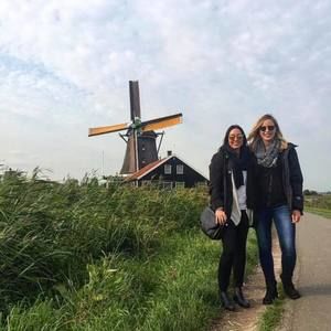 Meet your Posher, Caitlin